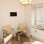 A-partment • Urban Living • - Ehrenfeld Apartman *