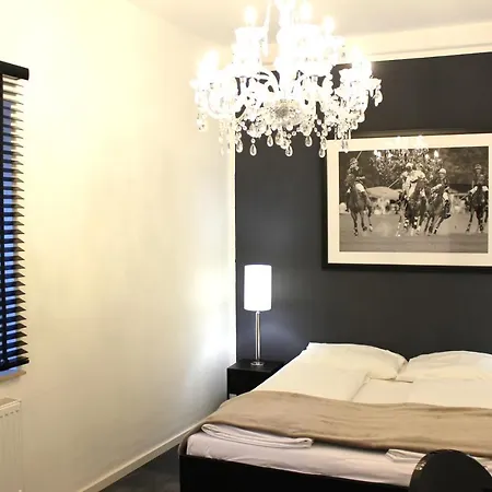 A-partment • Urban Living • - Ehrenfeld كولونيا