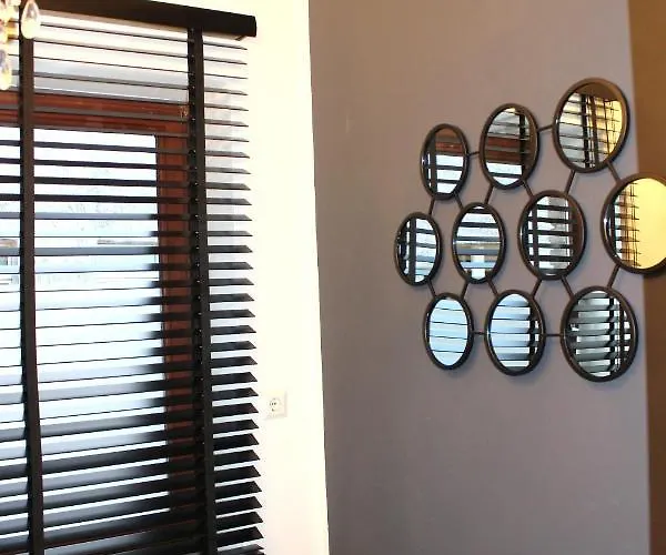 A-partment • Urban Living • - Ehrenfeld 아파트